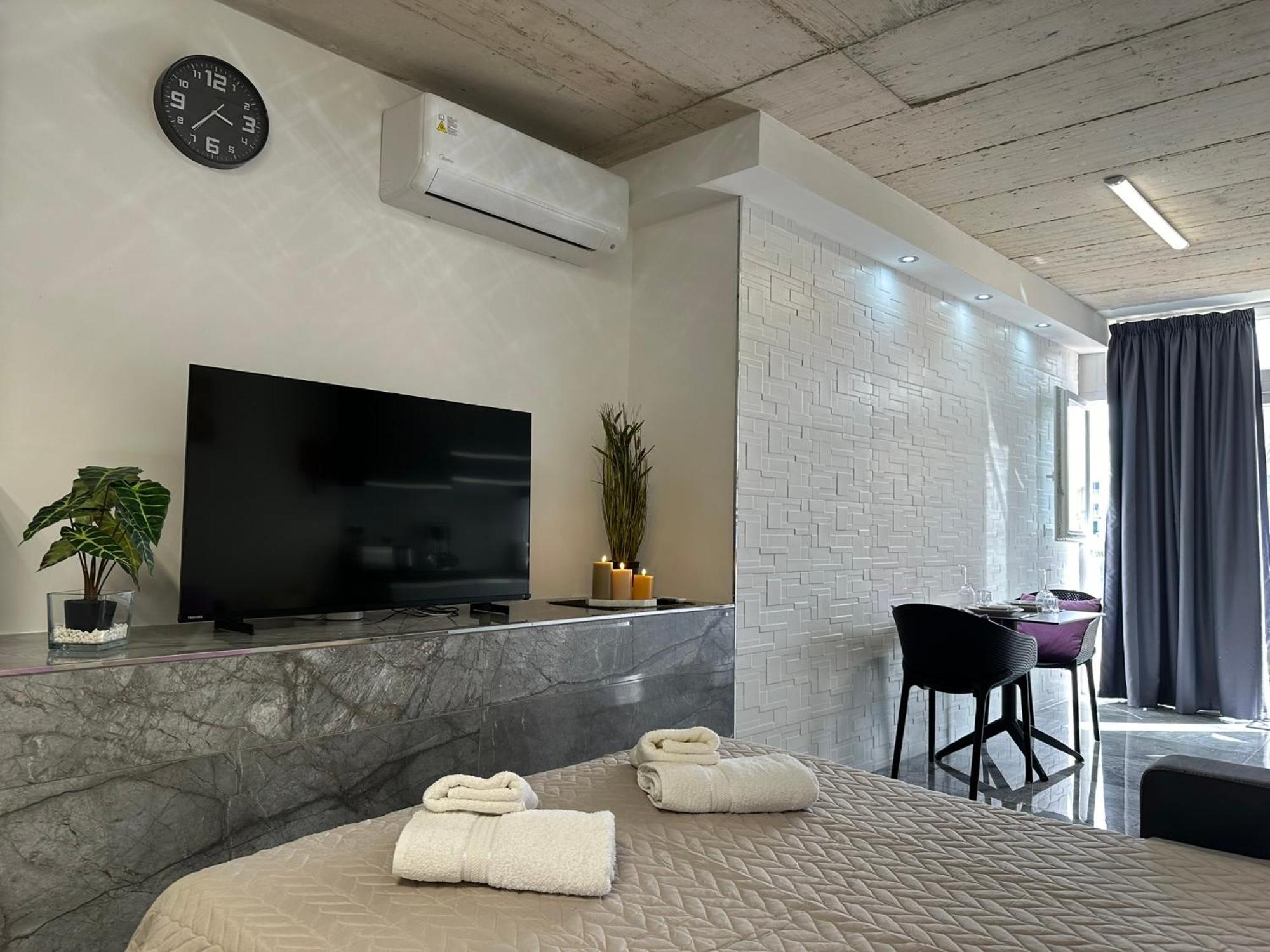 Seafront, Lovely Modern Studio. Apartment Saint Julian's Екстериор снимка