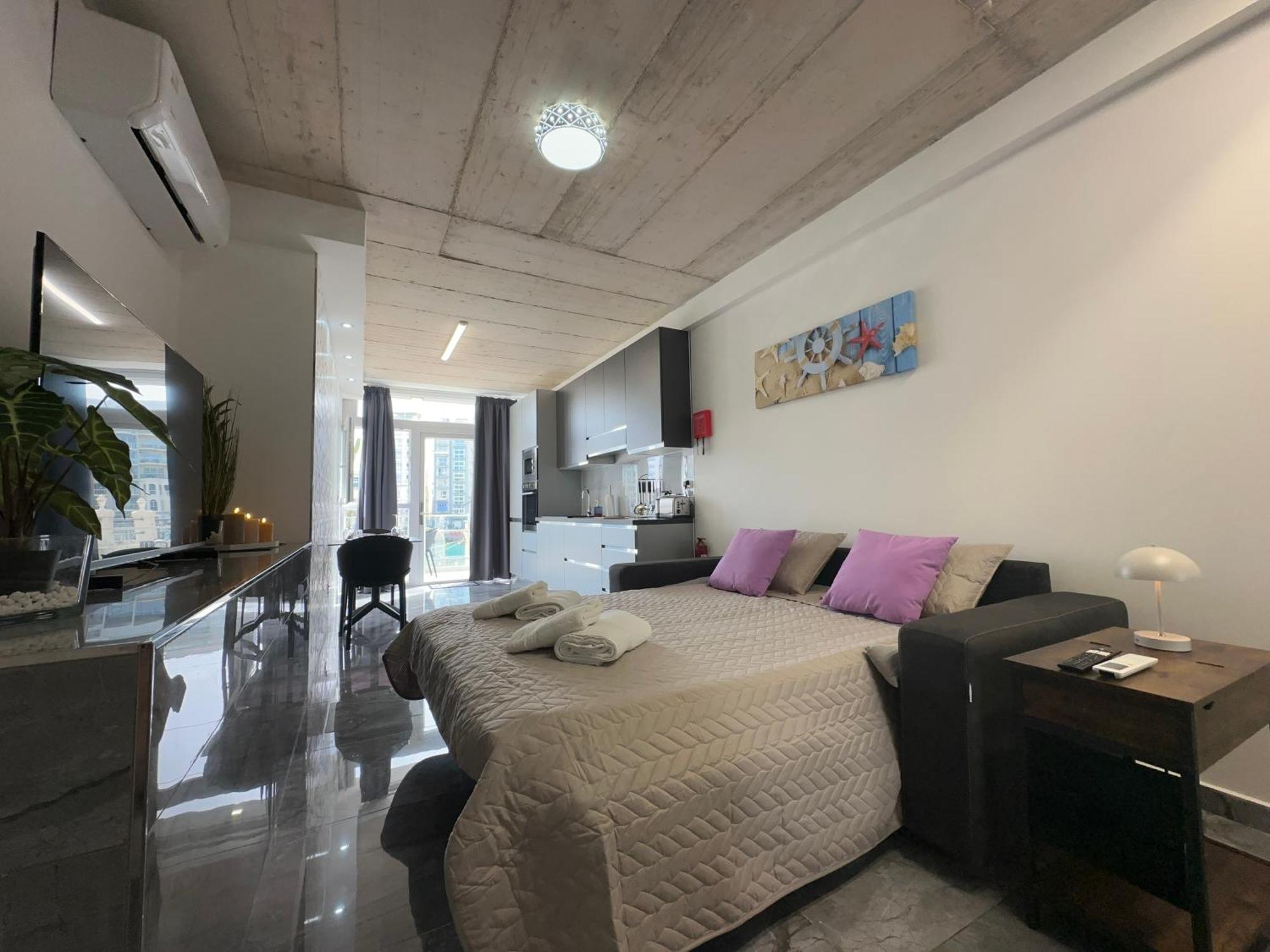 Seafront, Lovely Modern Studio. Apartment Saint Julian's Екстериор снимка